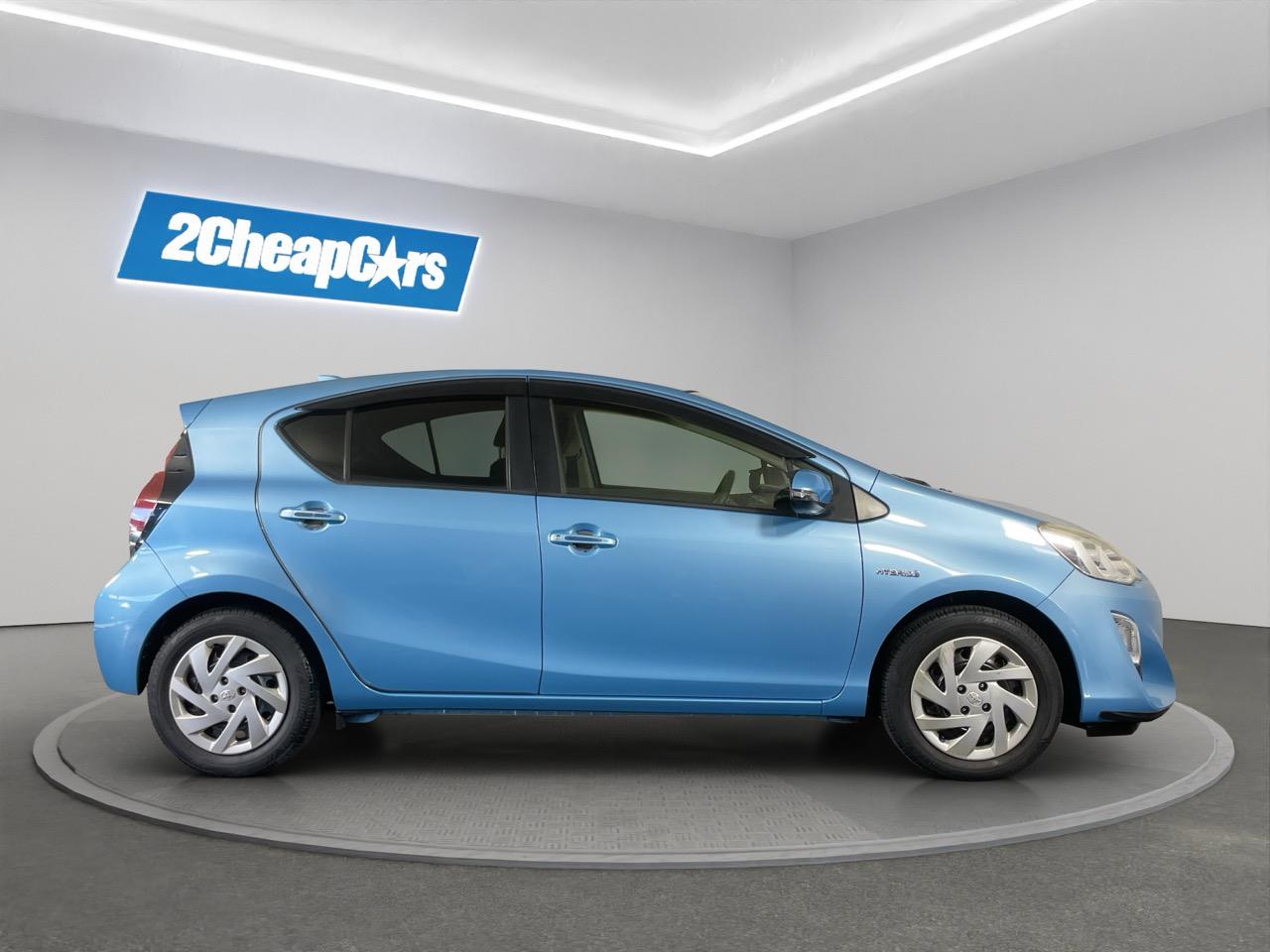 2015 Toyota Aqua Facelift Model S Hatchback 4