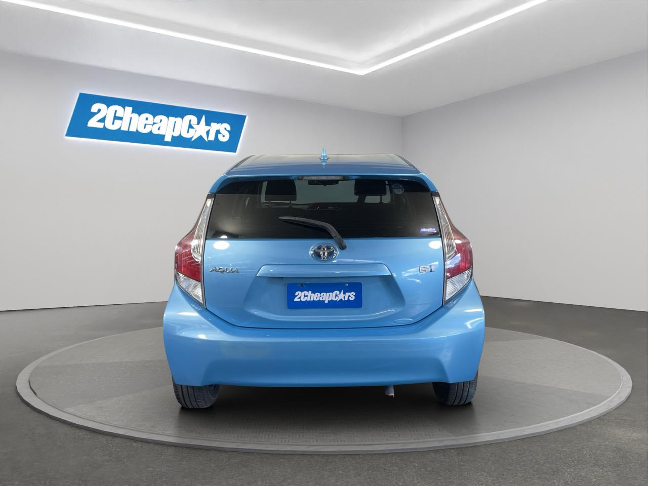2015 Toyota Aqua Facelift Model S Hatchback 6