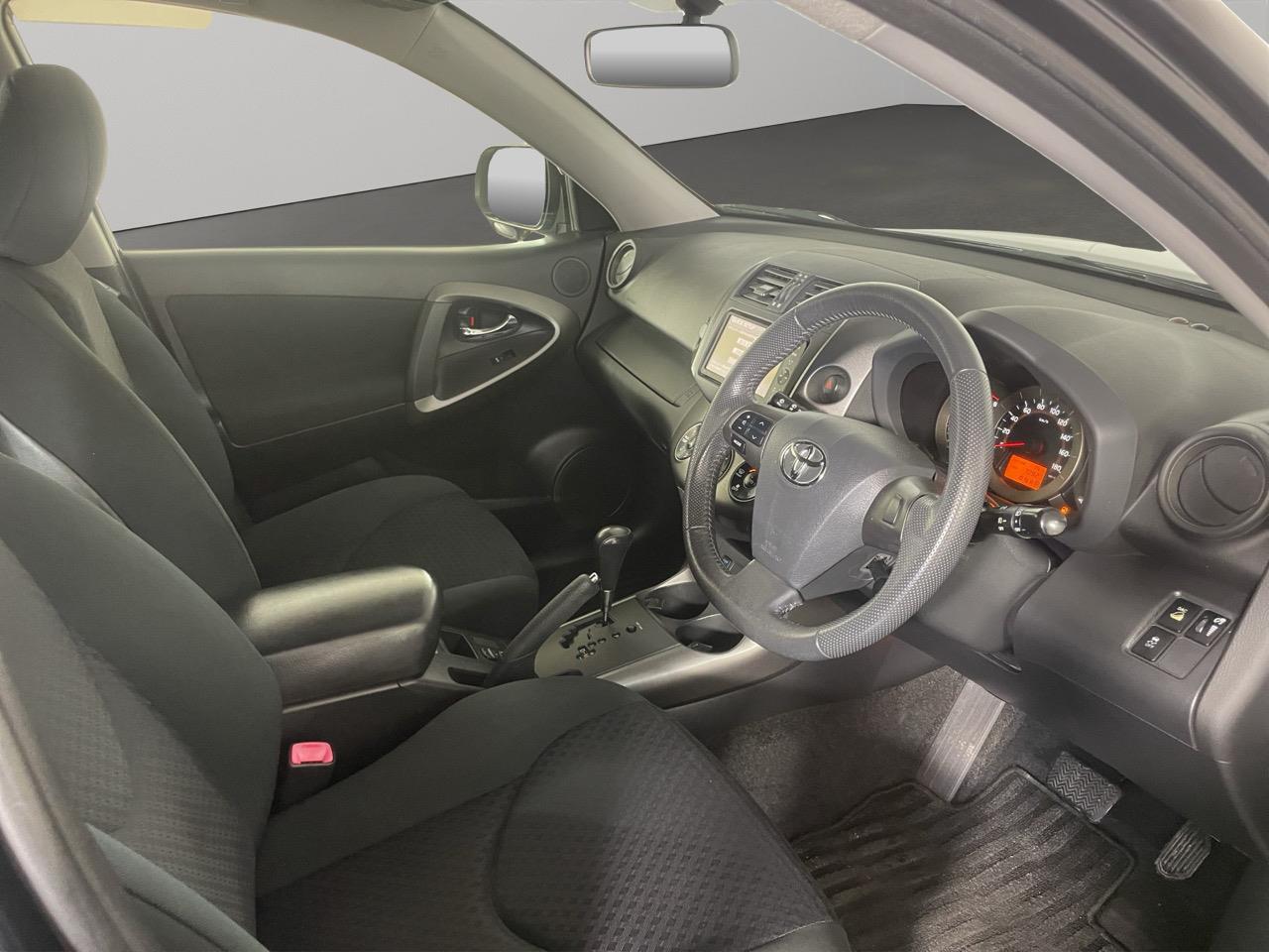 2012 Toyota Vanguard 240S 7 Seater RV/SUV 7
