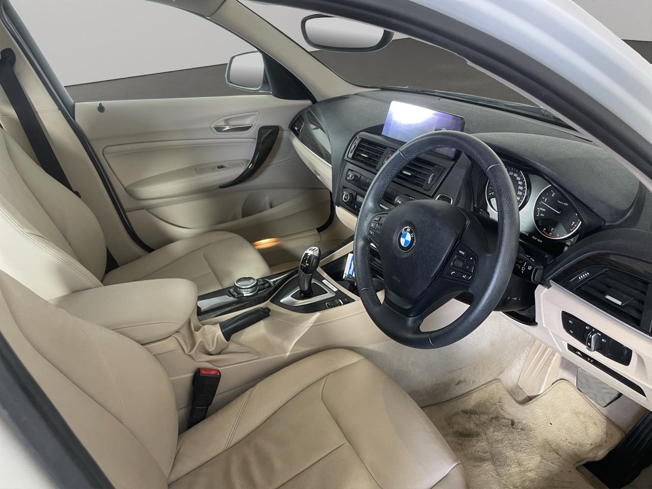 2013 BMW 116i SPORT Hatchback 10