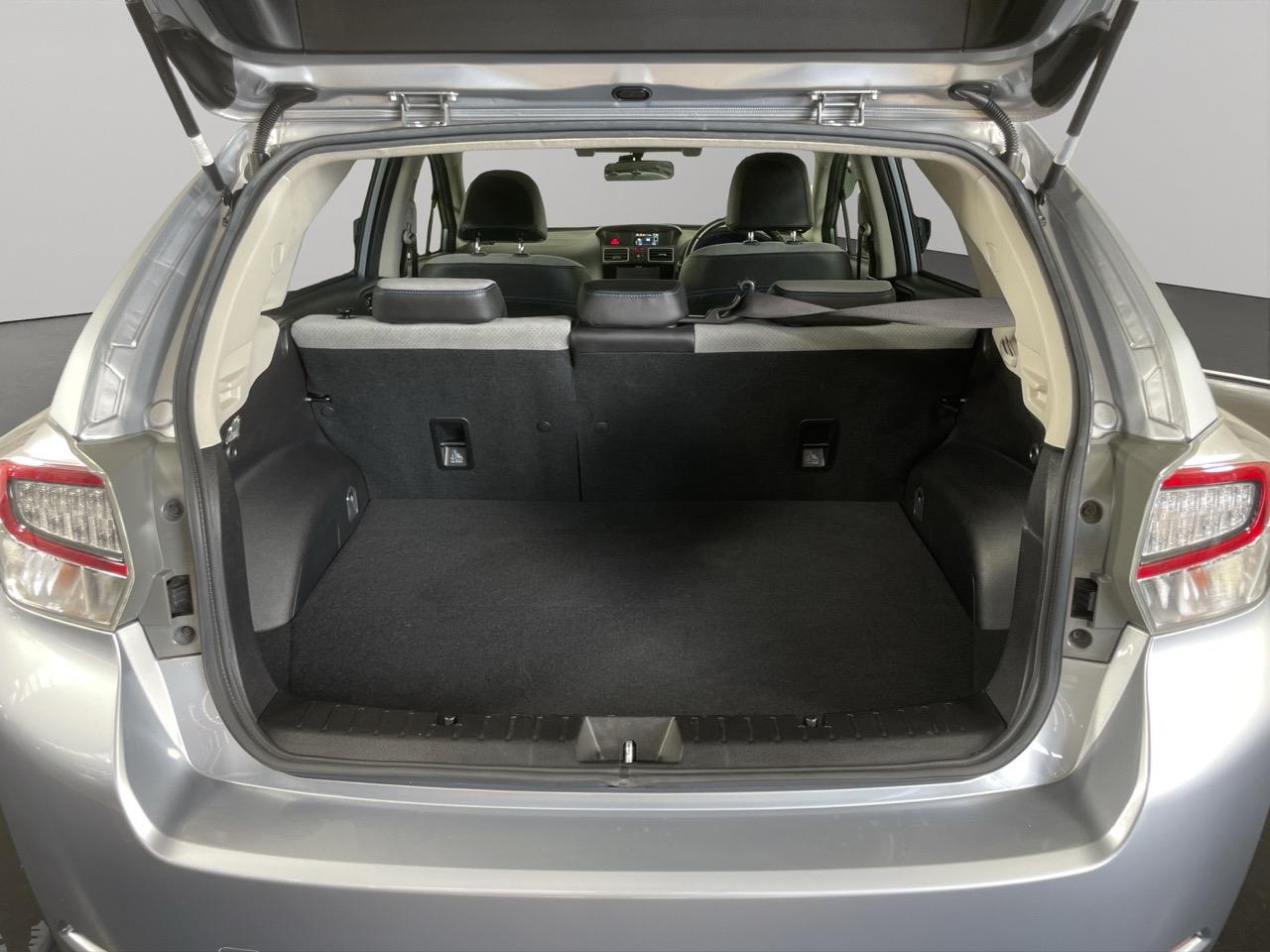 2015 Subaru Impreza HYBRID 2.0I-S EYESIGHT Hatchback 8