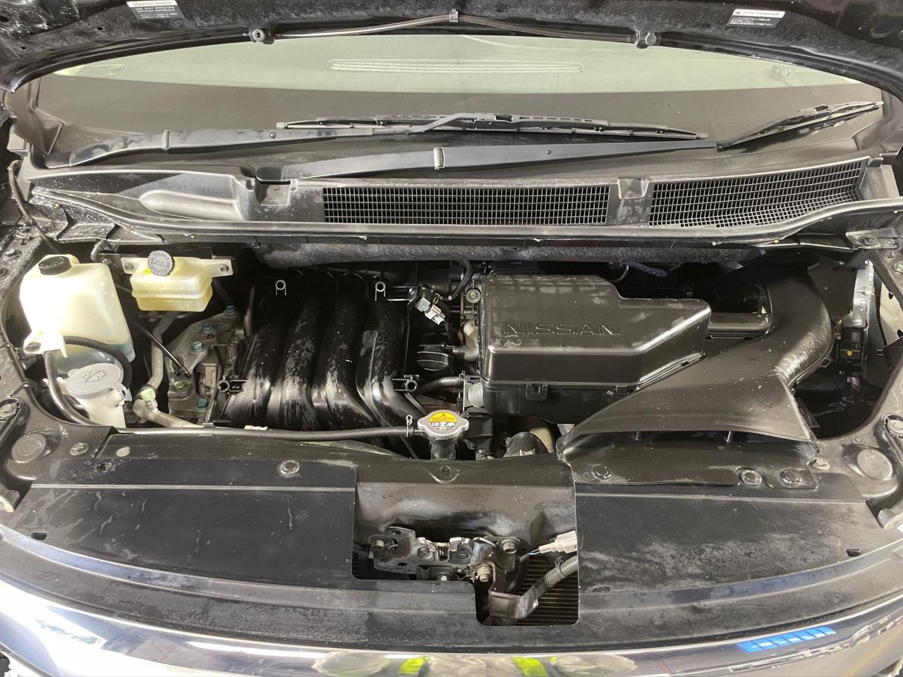 2013 Nissan Serena Hybrid Highway Star People Mover 9